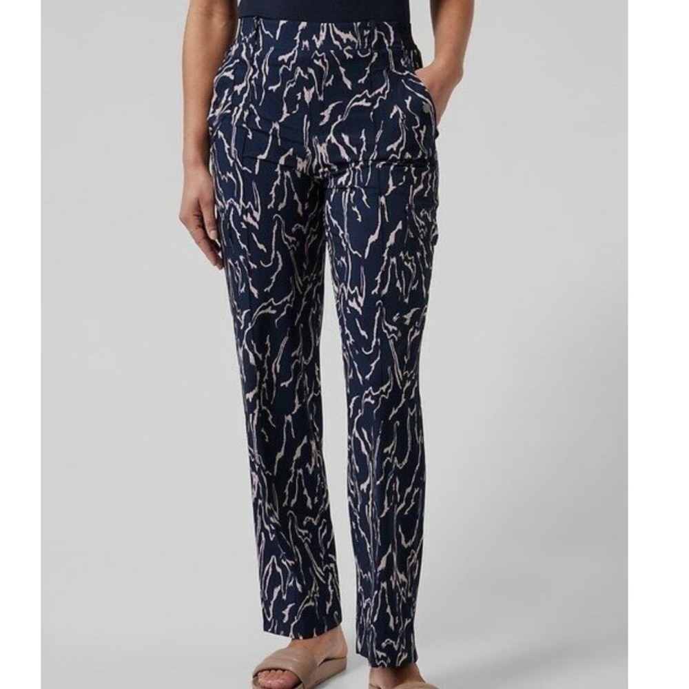 Athleta NWOT Printed Vienna Cargo Pant SIZE 4 - Picture 7 of 8